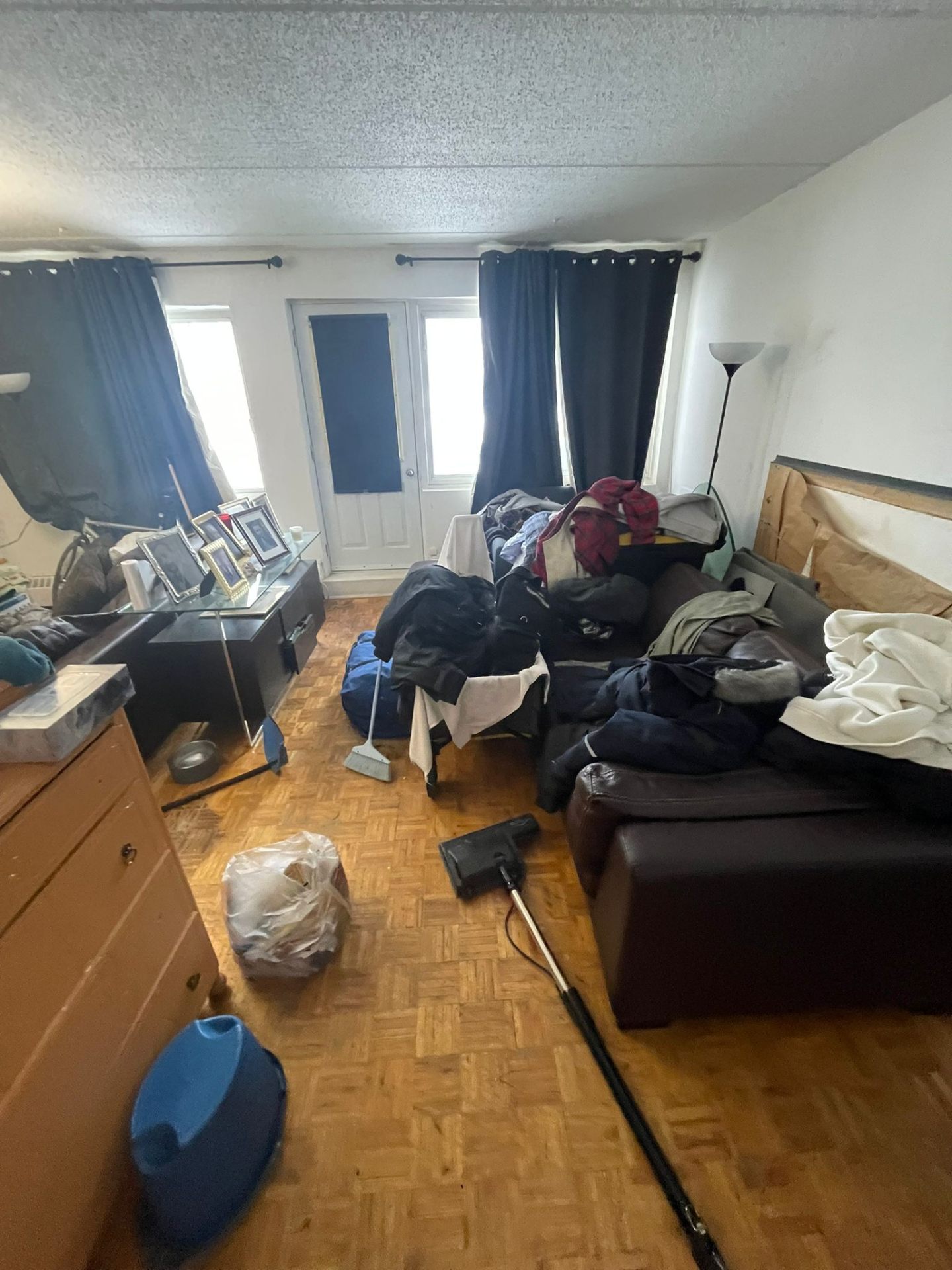 Living Room Rescue - Before